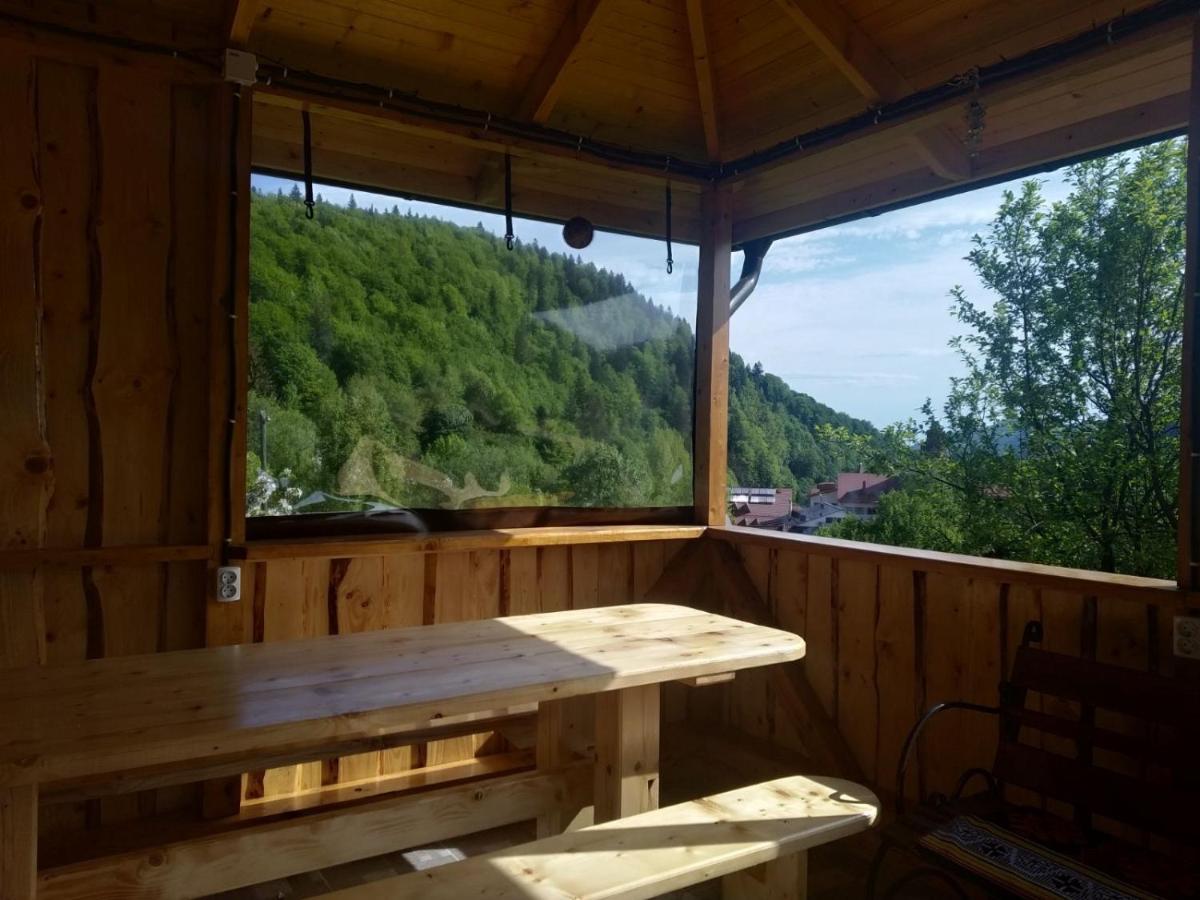 Underhills House Lejlighed Yaremche Eksteriør billede
